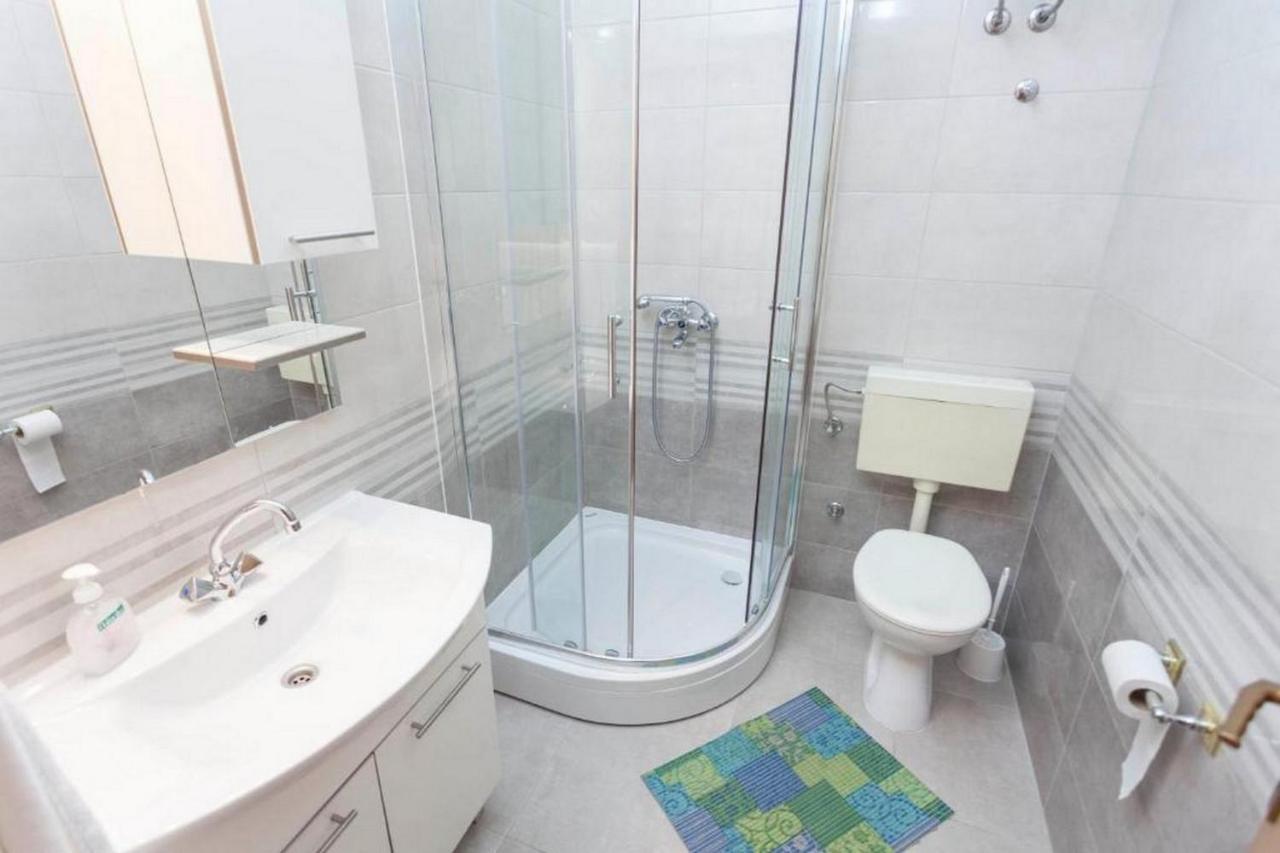 Summerheaven Apartments Podgora Bagian luar foto