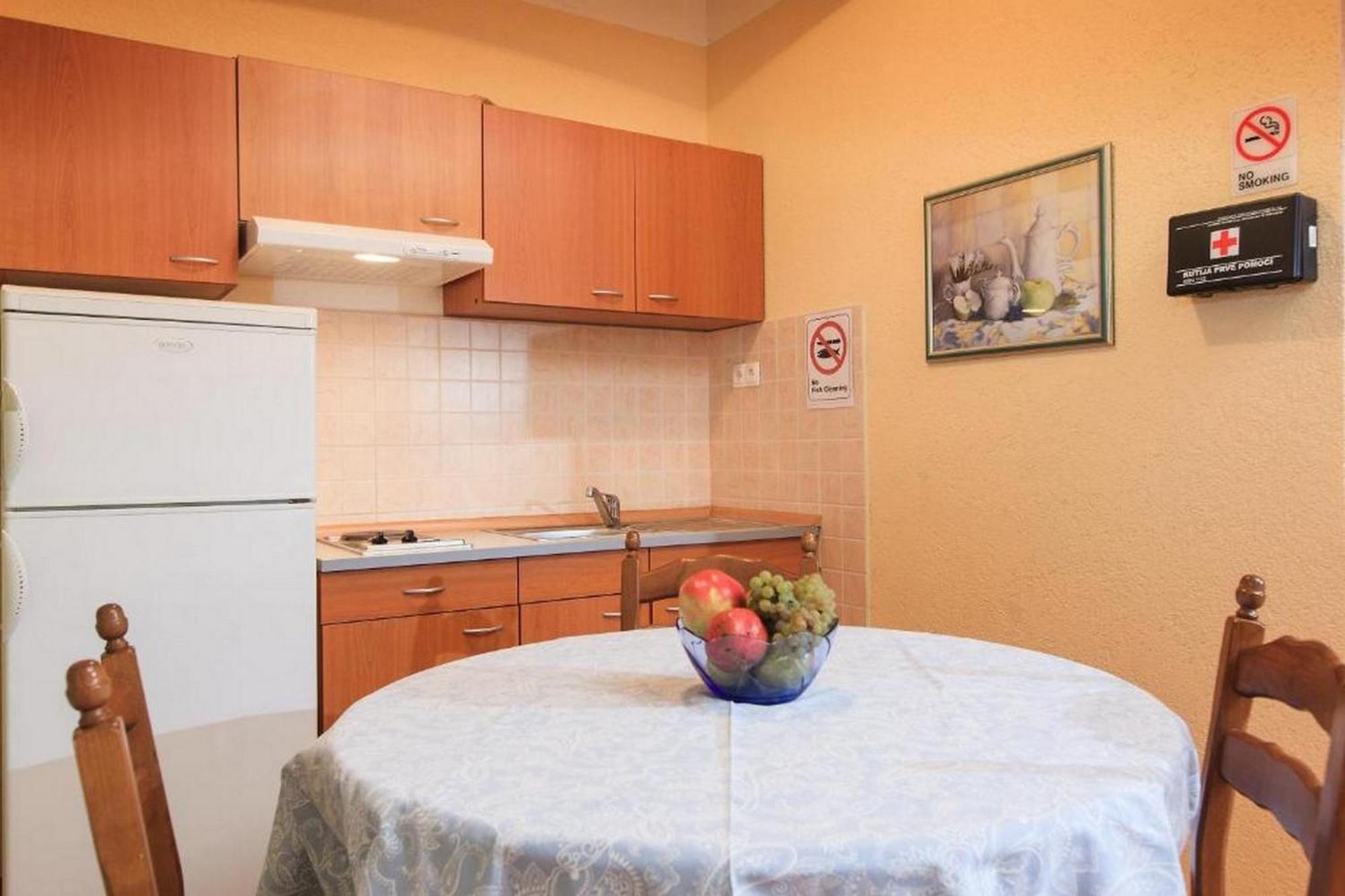 Summerheaven Apartments Podgora Ruang foto